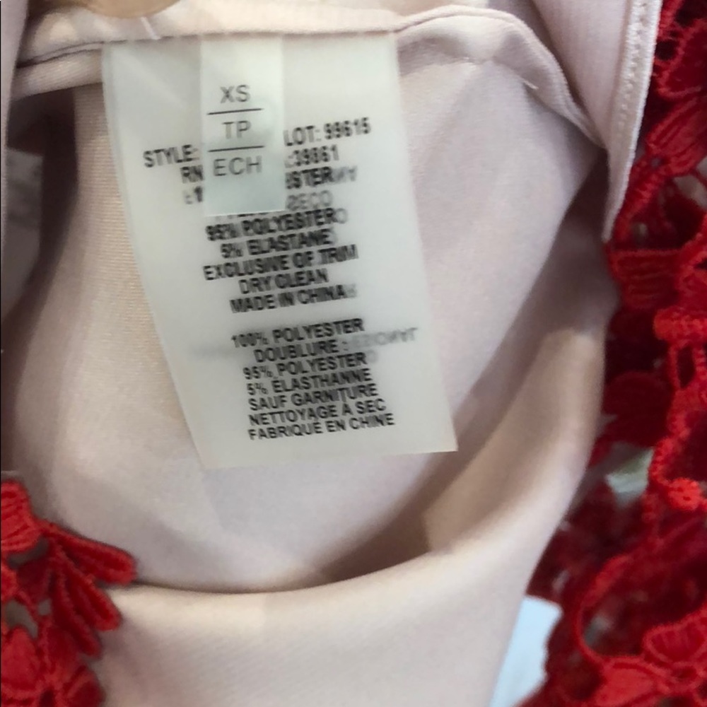 🔴SOLD🔴 Elie Tahari Red and Tan Lace Top - Picture 5 of 6